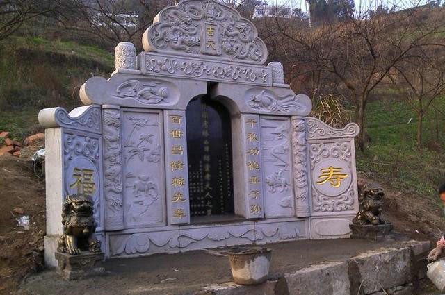 怎样看墓地风水,怎样看墓地风水宝地的位置