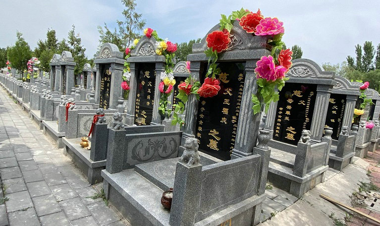 坟地风水怎么看人丁兴旺 坟地风水怎么看人丁兴旺呢