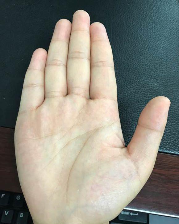 天生就有少奶奶命手相