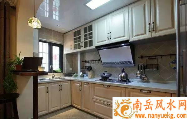 这些厨房风水,任何一个都会影响着家人健康
