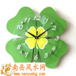 钟表挂在什么位置好