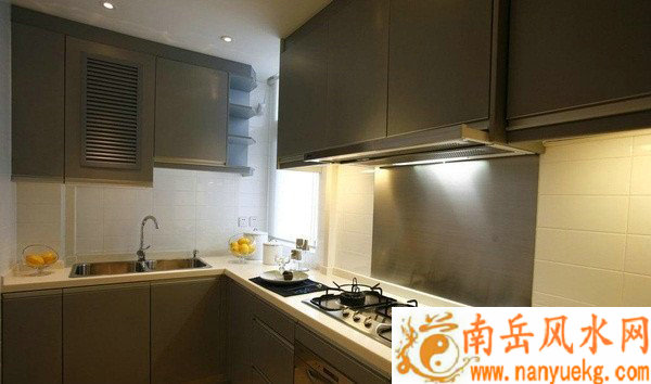 节能车公司的起名合适的幸运色以提升品牌影响力(节能车公司的起名与喝酒习惯的颜色搭配更合适呢) 节能车公司的起名合适的幸运色以提升品牌影响力(节能车公司的起名与喝酒习惯的颜色搭配更合适呢)