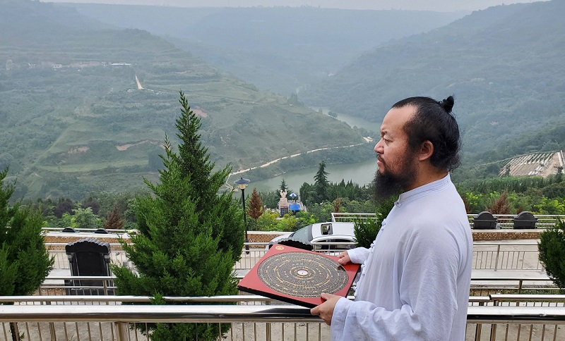 公墓墓地选址与方位 风水角度解读墓地最佳朝向墓地布局揭秘 风水视角下公墓朝向好选择解析 公墓墓地选址与方位 风水角度解读墓地最佳朝向墓地布局揭秘 风水视角下公墓朝向好选择解析