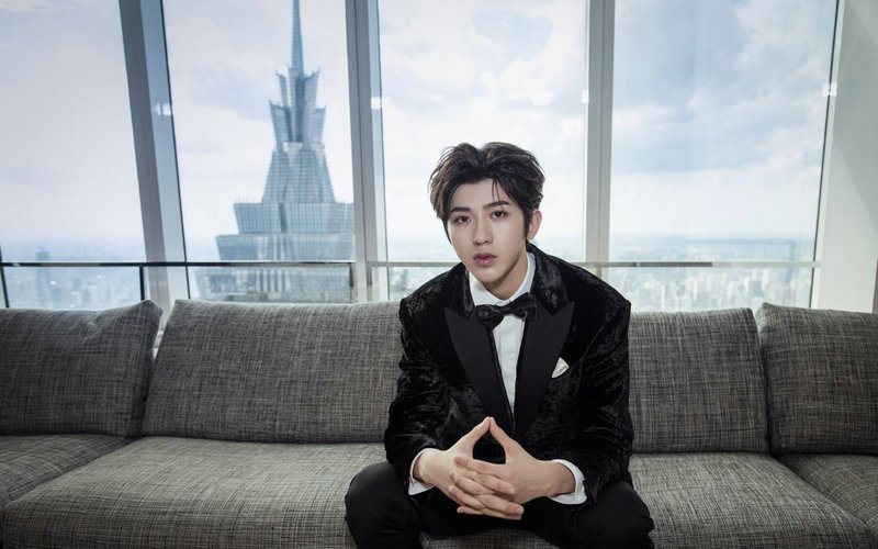 ����Ա�����ݹ����Ӿ�