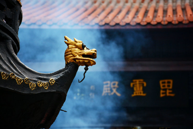 ����ͬ��ͬ�յĺ�ɫ�����Ե���������(����ͬ��ͬ�յĻ���������ʺ��Ѥ�����)