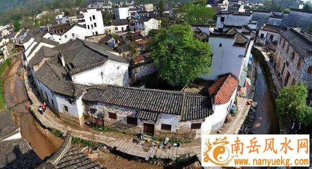 女装店名大气高档两字 独特大气的店铺起名 女装店名大气高档两字 独特大气的店铺起名