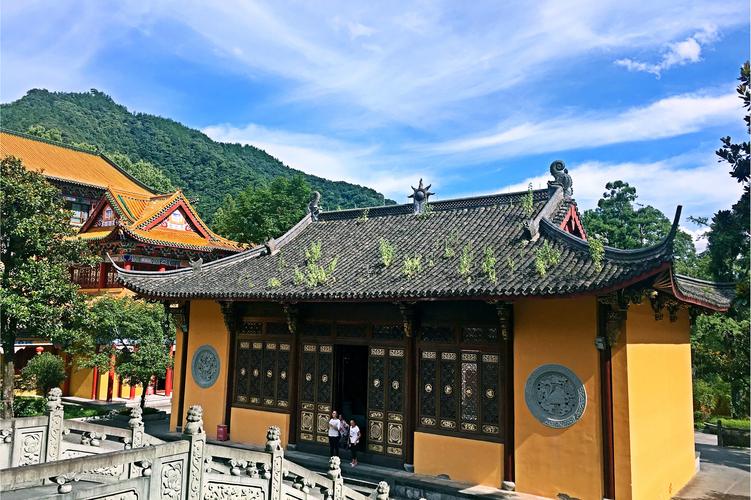 牛宝宝起名贝贝时平衡五行以促进健康成长(牛宝宝起名贝贝时五行平衡会影响养育方式) 牛宝宝起名贝贝时平衡五行以促进健康成长(牛宝宝起名贝贝时五行平衡会影响养育方式)