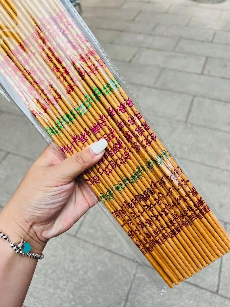 梦到死人说明什么(做梦梦到死人了是什么征兆) 梦到死人说明什么(做梦梦到死人了是什么征兆)