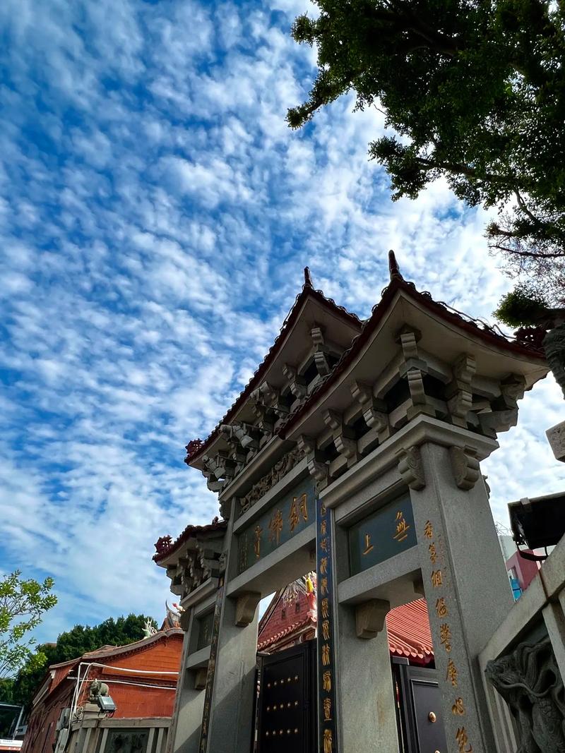 上海女子图鉴今晚首播 王真儿李现诠释炙热 上海女子图鉴今晚首播 王真儿李现诠释炙热